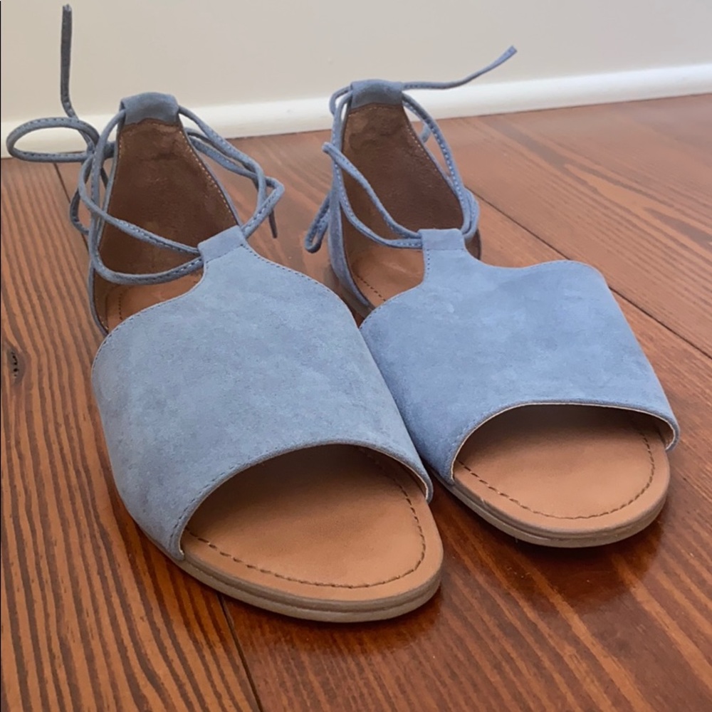 Universal Thread Flats - Picture 3 of 4